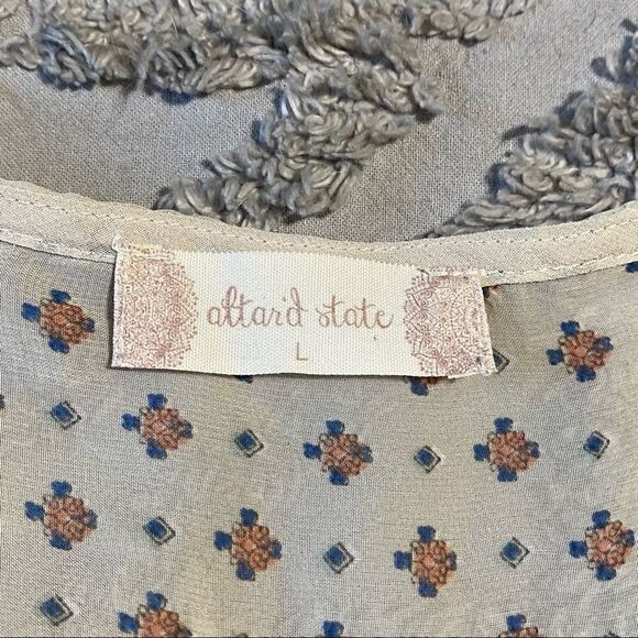 𝅺ALTAR’D State semi sheer boho top size L - Picture 4 of 10